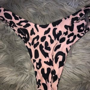 Women’s bathing suit bottoms